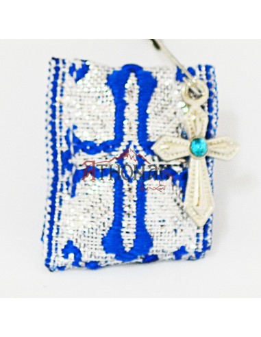 AMULET WITH CROSS